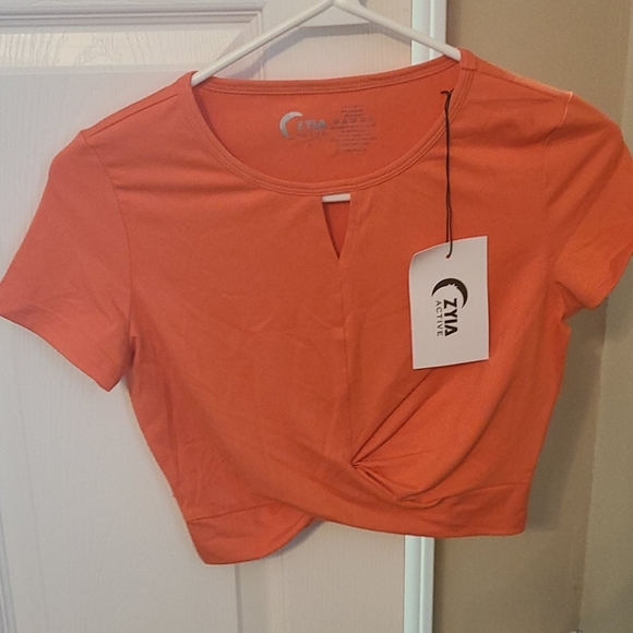 Zyia Coral Go To Crop - Picture 4 of 5